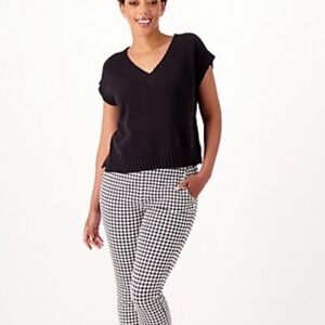 New Candace Cameron Bure V-Neck Sweater Vest